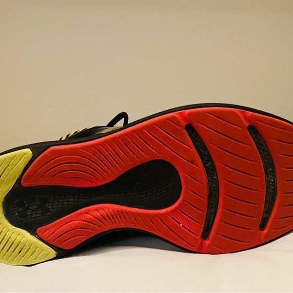 Under Armour Women’s Charged Breathe Bliss Shoes - Picture 3 of 7